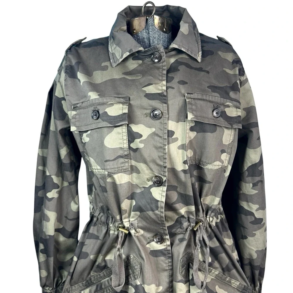 Banana Republic Camouflage Oversized Field Jacket Women's Size S New No Tags‎